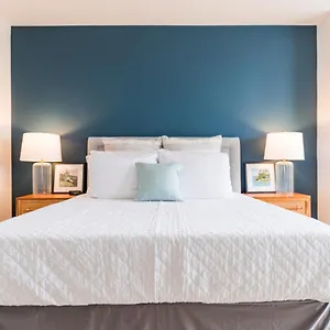 Ilikai Marina Vacations Aparthotel