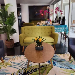 Waikiki Otel