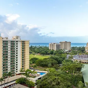 4* Hotel Luana Waikiki &