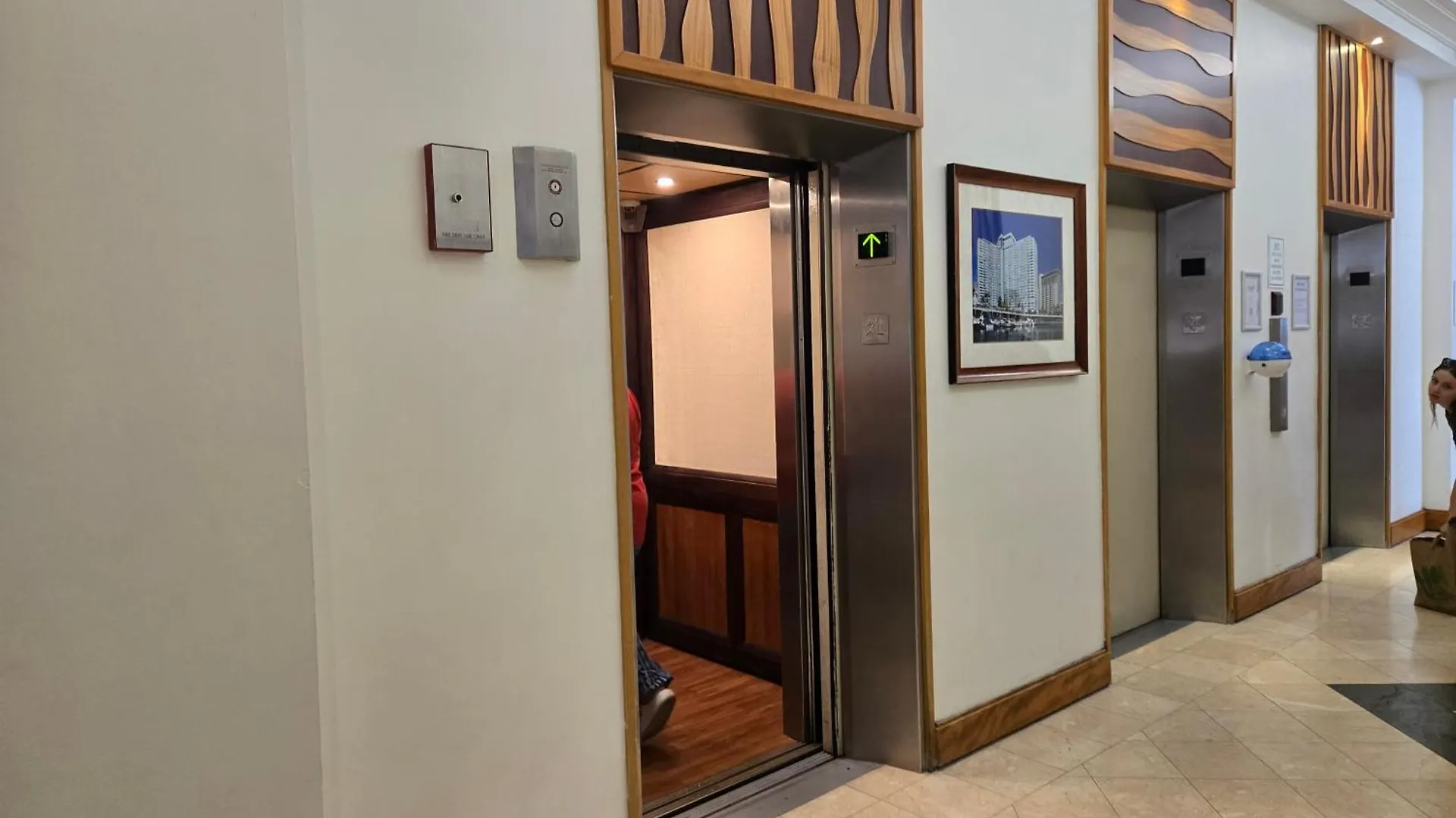 Ilikai Hotel & Luxury Suites Honolulu